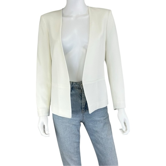 Club Monaco Jackets & Blazers - Club Monaco White Split Back Blazer Size S A0057
